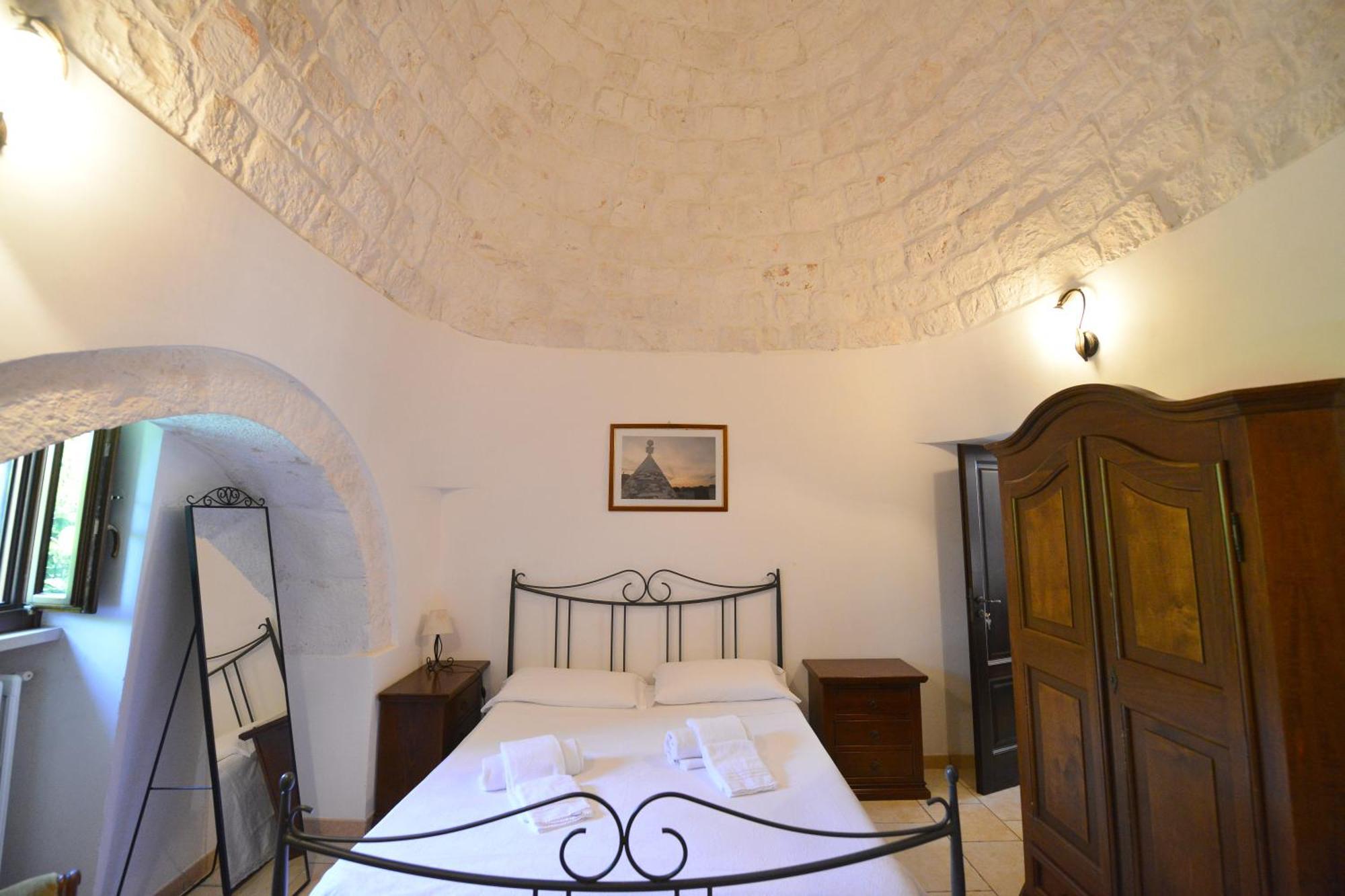 B&B Masseria Piccola Cisternino Bagian luar foto