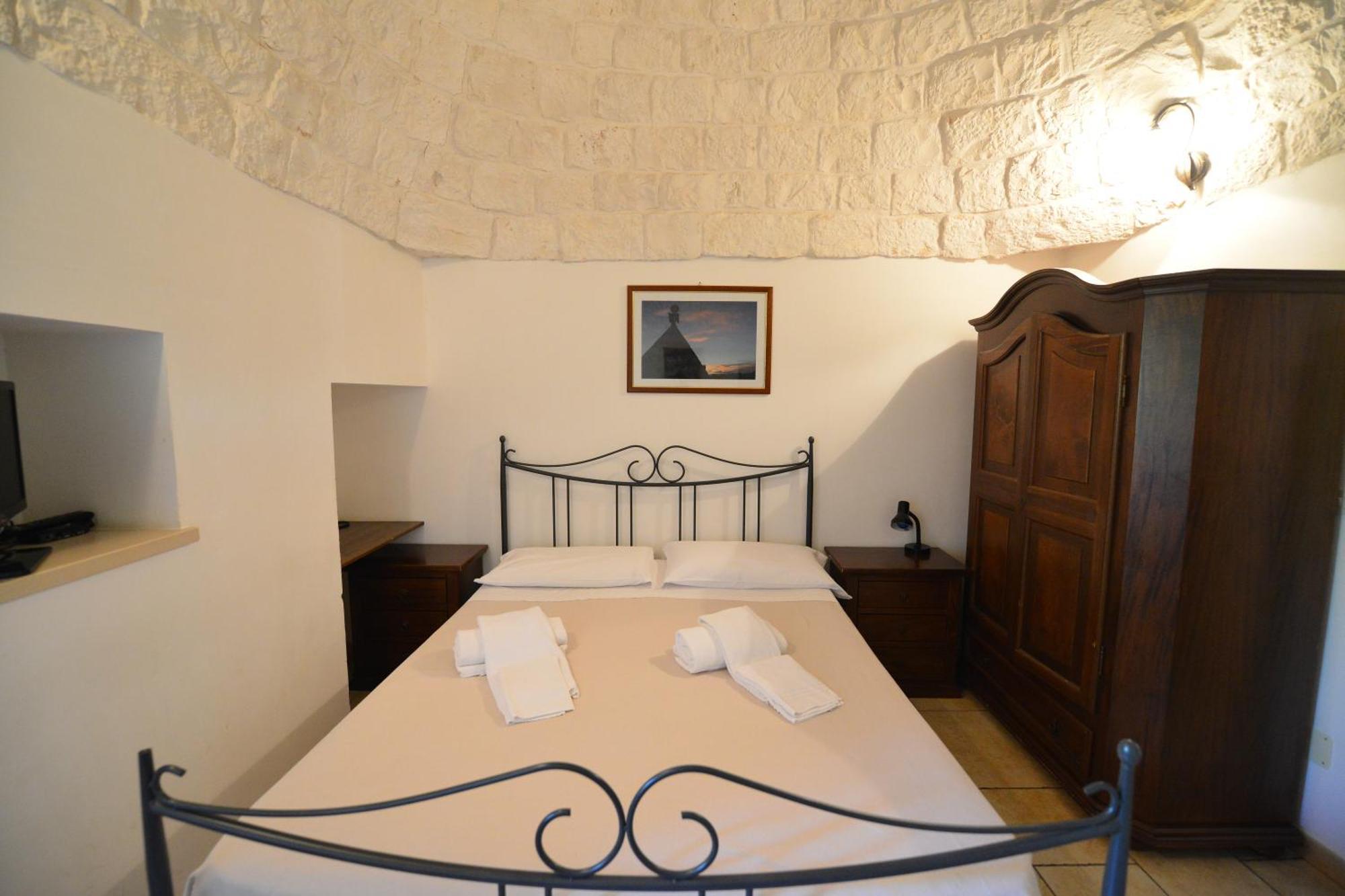 B&B Masseria Piccola Cisternino Bagian luar foto