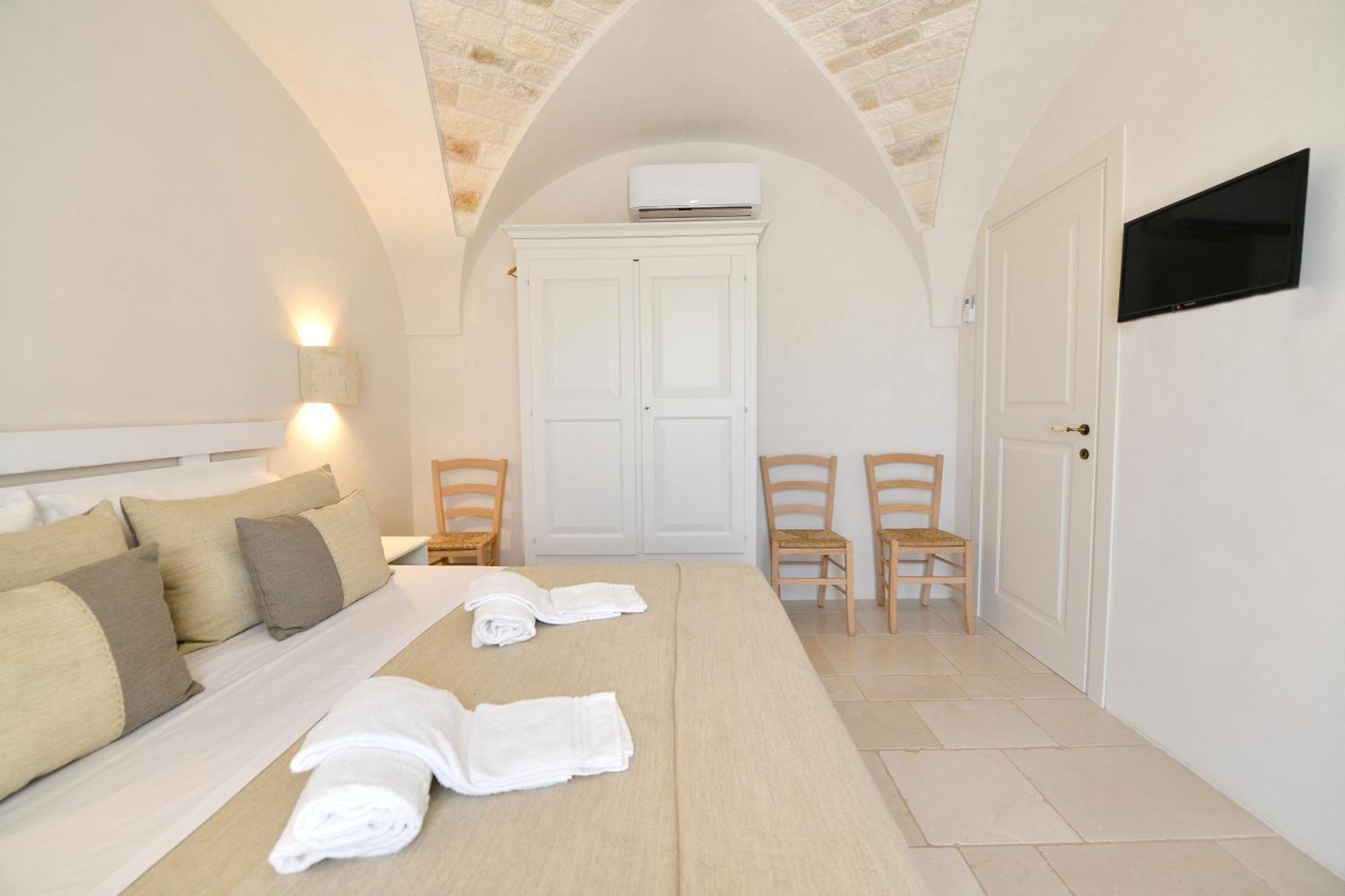 B&B Masseria Piccola Cisternino Bagian luar foto